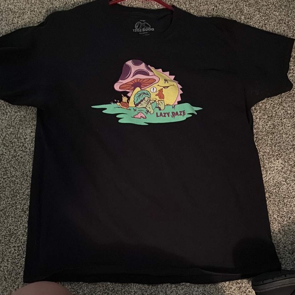 Black Graphic Tee - Short Sleeve